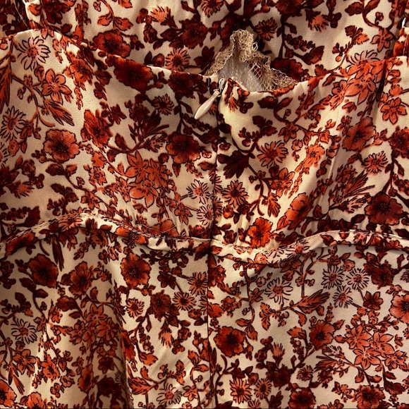 Forever 21 Slip Dress - Size Medium - Picture 5 of 6